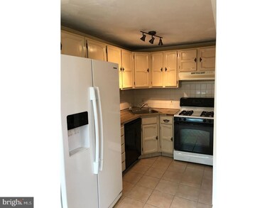 310 N Oak Ave, Clifton Heights, PA 19018 - photo 5