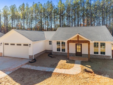 2295 Lee Lawing Rd, Lincolnton, NC 28092 - photo 2