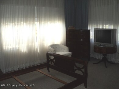 622 Colfax Ave, Scranton, PA 18510 - photo 7