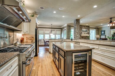 3306 Lawrence St, Houston, TX 77018 - photo 7