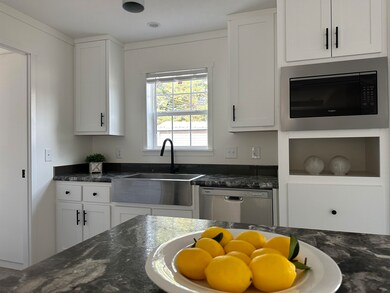 2 Bradford Ln, Litchfield, NH 03052 - photo 6