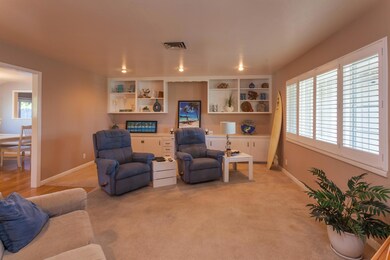 1801ShadyLane-MLS-17.jpg