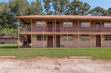 120 Mcadams Ln unit J, Huntsville, TX 77320 - photo 2