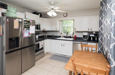 1323 Amos Ave, Des Moines, IA 50315 - photo 5