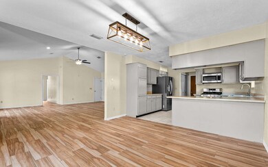 225 NW Mallard Place, Lake City, FL 32055 - photo 6