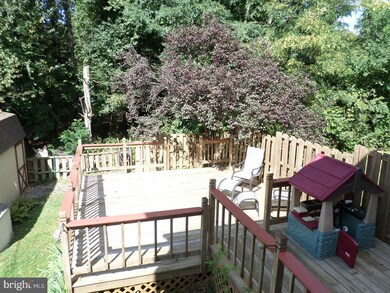 28 Quinter Ln, Temple, PA 19560 - photo 4