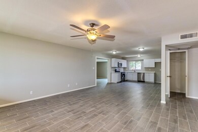 2256 N 58th Dr, Phoenix, AZ 85035 - photo 4