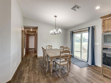 29605 Kickapoo Rd, McLoud, OK 74851 - photo 7