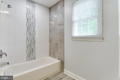 8222 Seven Pines Ln, Waldorf, MD 20603 - photo 5