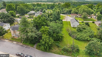 1616 W Poplar Terrace, York, PA 17404 - photo 5