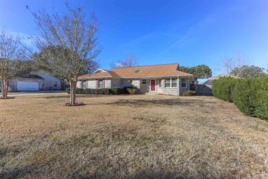 7419 Lillie Ln, Pensacola, FL 32526 - photo 2