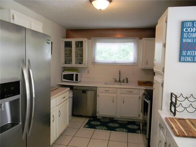 3512 N Linden St, Muncie, IN 47304 - photo 6