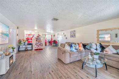 2330 Wydine Dr, Lakeland, FL 33801 - photo 2