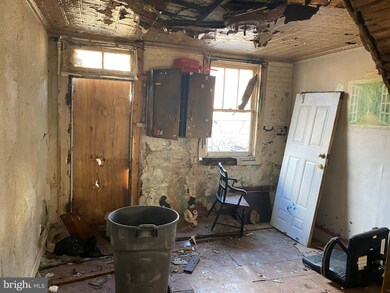 2002 Wilhelm St, Baltimore, MD 21223 - photo 5