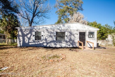 5615 Kimbrell Dr S, Jacksonville, FL 32210 - photo 2