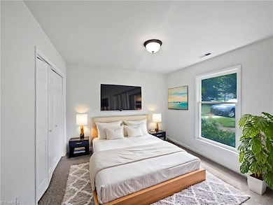 17 Apple Tree Ln, Greensboro, NC 27455 - photo 4