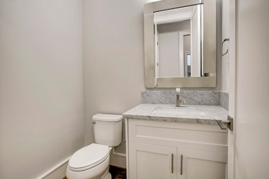 708 E 13th St, Houston, TX 77008 - photo 7