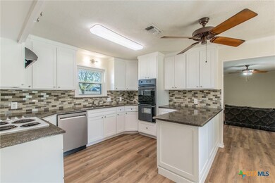 517 Thompson Rd, Troy, TX 76579 - photo 5