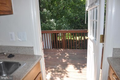 5816 N Kings Hwy, Alexandria, VA 22303 - photo 5