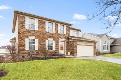 1098 Regency Ln, Carol Stream, IL 60188 - photo 2