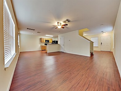 8611 Twillingate Ln, Houston, TX 77040 - photo 2