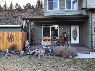 237 Elkview Dr, Canyon City, OR 97820 - photo 2