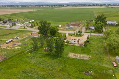 372 W 300 N, Blackfoot, ID 83221 - photo 5