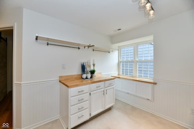 7802 Harbour Isle, Indianapolis, IN 46240 - photo 6