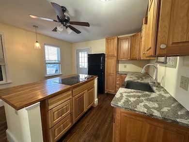 23 Ashuelot St unit A, Winchester, NH 03470 - photo 4