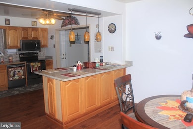 2515 Proctor Ln, Parkville, MD 21234 - photo 3