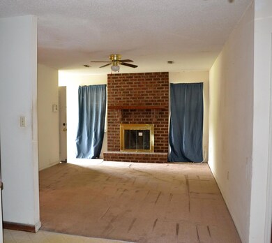 Living Room (1)