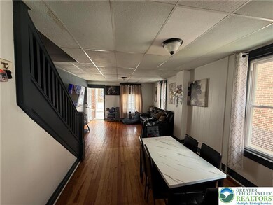 431 N Railroad St, Allentown, PA 18102 - photo 3