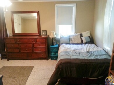 2320 SW 25th Dr, Topeka, KS 66611 - photo 7