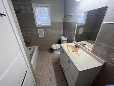 738 Cummings Ln N, Keizer, OR 97303 - photo 6