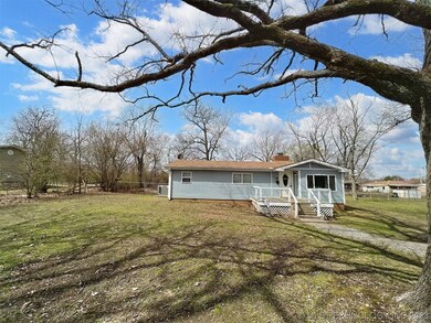 708 Sooner Dr, Tahlequah, OK 74464 - photo 2