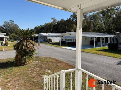 2934 Griffin View Dr unit 119, Lady Lake, FL 32159 - photo 3