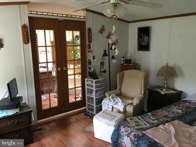 6557 Horst Rd, Chambersburg, PA 17202 - photo 5