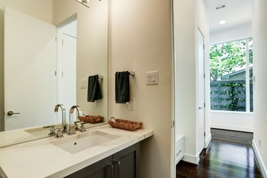 2206 Morse St, Houston, TX 77019 - photo 7