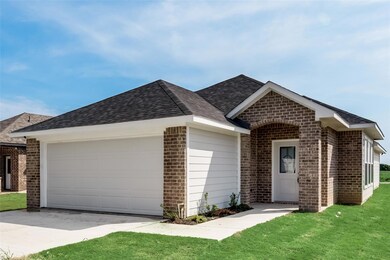 620 S Garrett Ave, Ennis, TX 75119 - photo 2