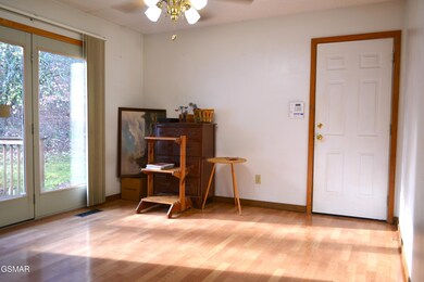 1689 McCleary Bend Rd, Sevierville, TN 37876 - photo 5