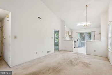 83 Foxglove Dr unit CO83, Delran, NJ 08075 - photo 4