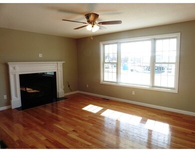 36 Wells Ave, Springfield, MA 01119 - photo 3