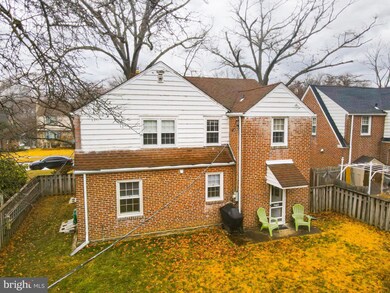 861 Delmont Dr unit 307, Wynnewood, PA 19096 - photo 3