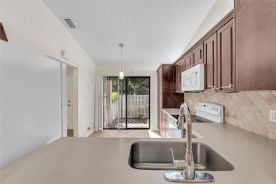 3246 Carambola Cir S, Coconut Creek, FL 33066 - photo 5