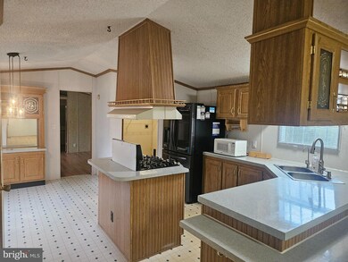 9 Mark Rd, Honey Brook, PA 19344 - photo 5