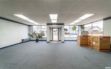 414 S Kickapoo St, Lincoln, IL 62656 - photo 5