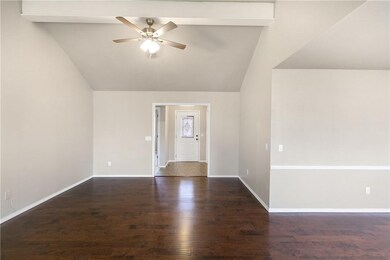 35 Lyndhurst Dr, Bella Vista, AR 72714 - photo 6