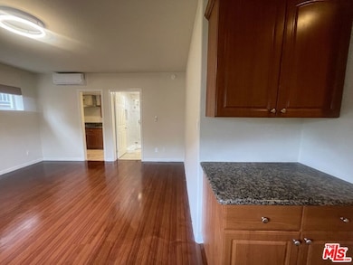 4921 Kester Ave unit 8, Sherman Oaks, CA 91403 - photo 2