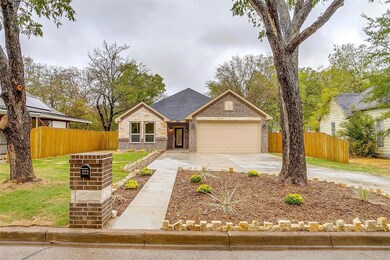 222 W Heard St, Cleburne, TX 76033 - photo 2