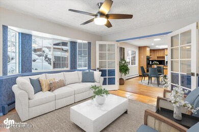 16-Sunroom_ELI07402_VF
